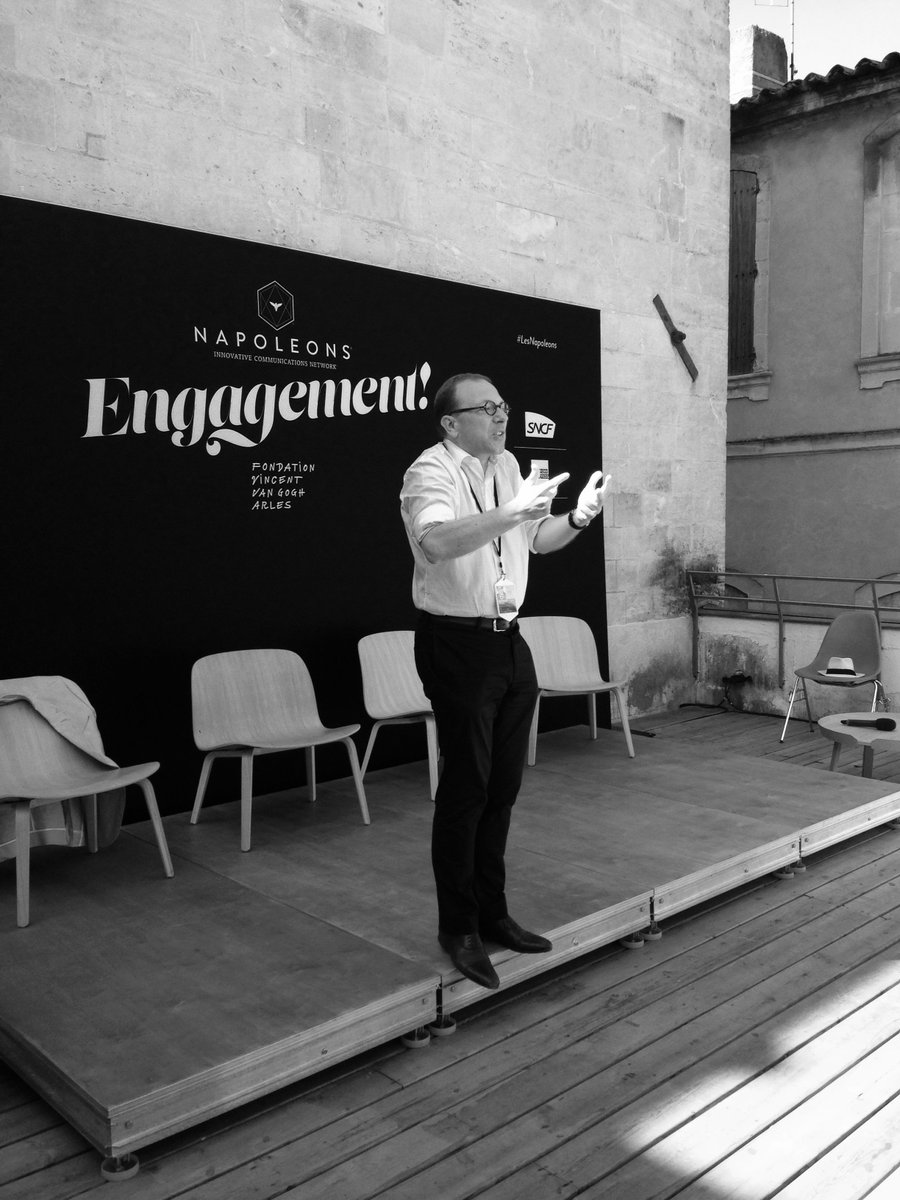 LesNapoleons's tweet photo. On remercie @BertrandPerier un grand combattant du langage qui a fait raisonner en nous ses mots inspirants. #LesNapoleons https://t.co/sfHiyN07wQ