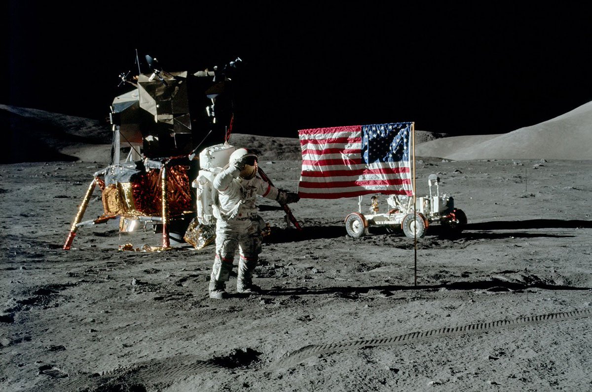 Oggi è l'anniversario del primo allunaggio #Apollo11 #storieimpossibili #LeadershipAcademyMICAP #20luglio #Kubrick 😀
