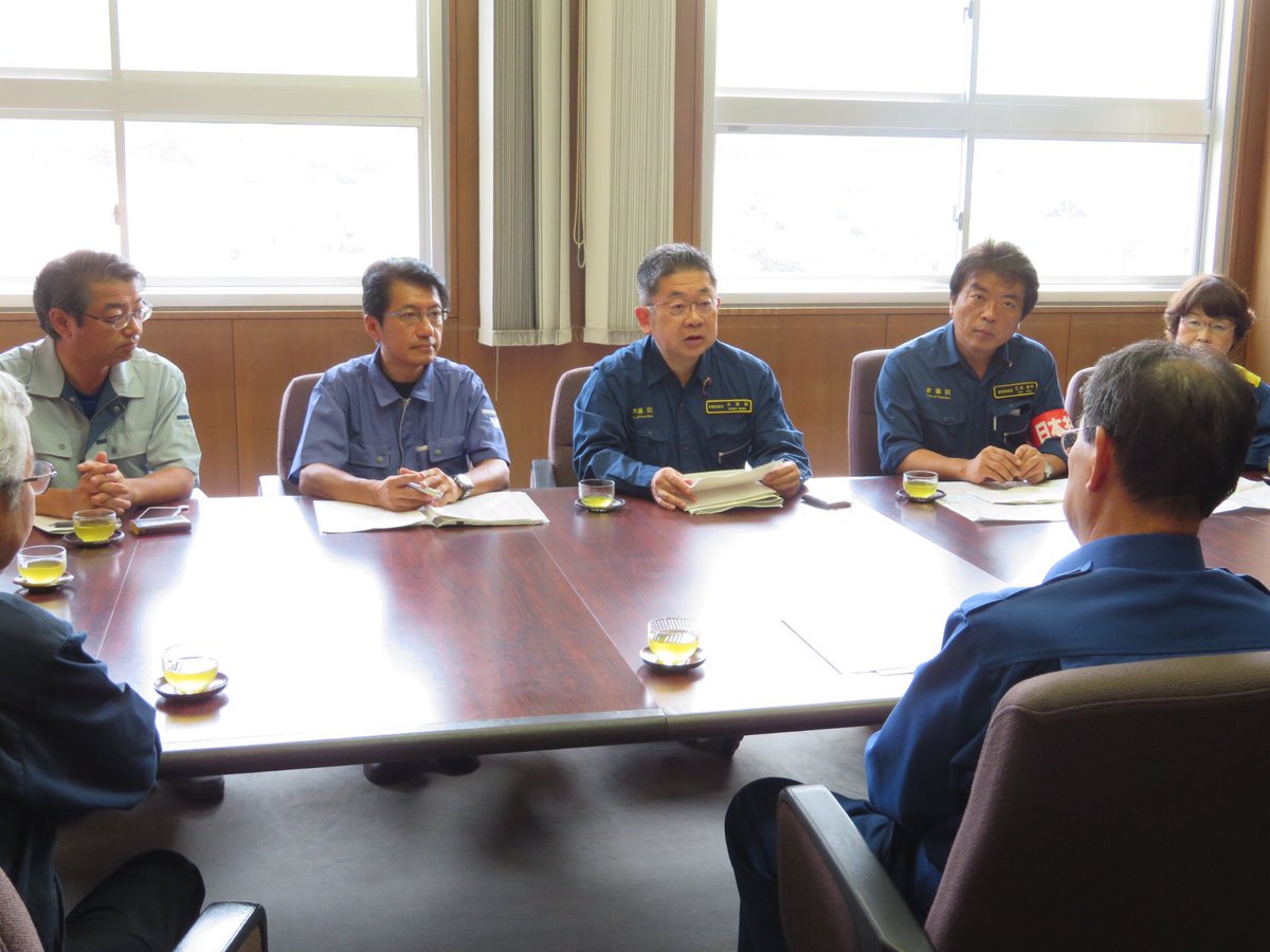 koike_akira's tweet photo. 福岡県朝倉市へ。田村貴昭、真島省三衆院議員、仁比聡平参院議員、高瀬菜穂子、山口律子福岡県議と被災地をまわり、森田俊介朝倉市長に募金をお渡しし懇談。自治体負担が残れば市の財政はパンク状態になるので、東日本大震災時のように復旧・復興費用を全額国負担としてほしいと。当然の要求です。 https://t.co/9jE19ypLEQ