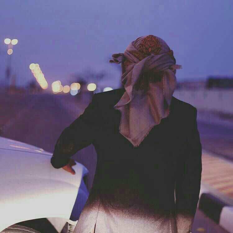 مو أنا إليءء اتعوضء بغيريء 
ما اشبه جديدكگً ولا قديمكگِ؛ وأراهَنكگ 💛❌