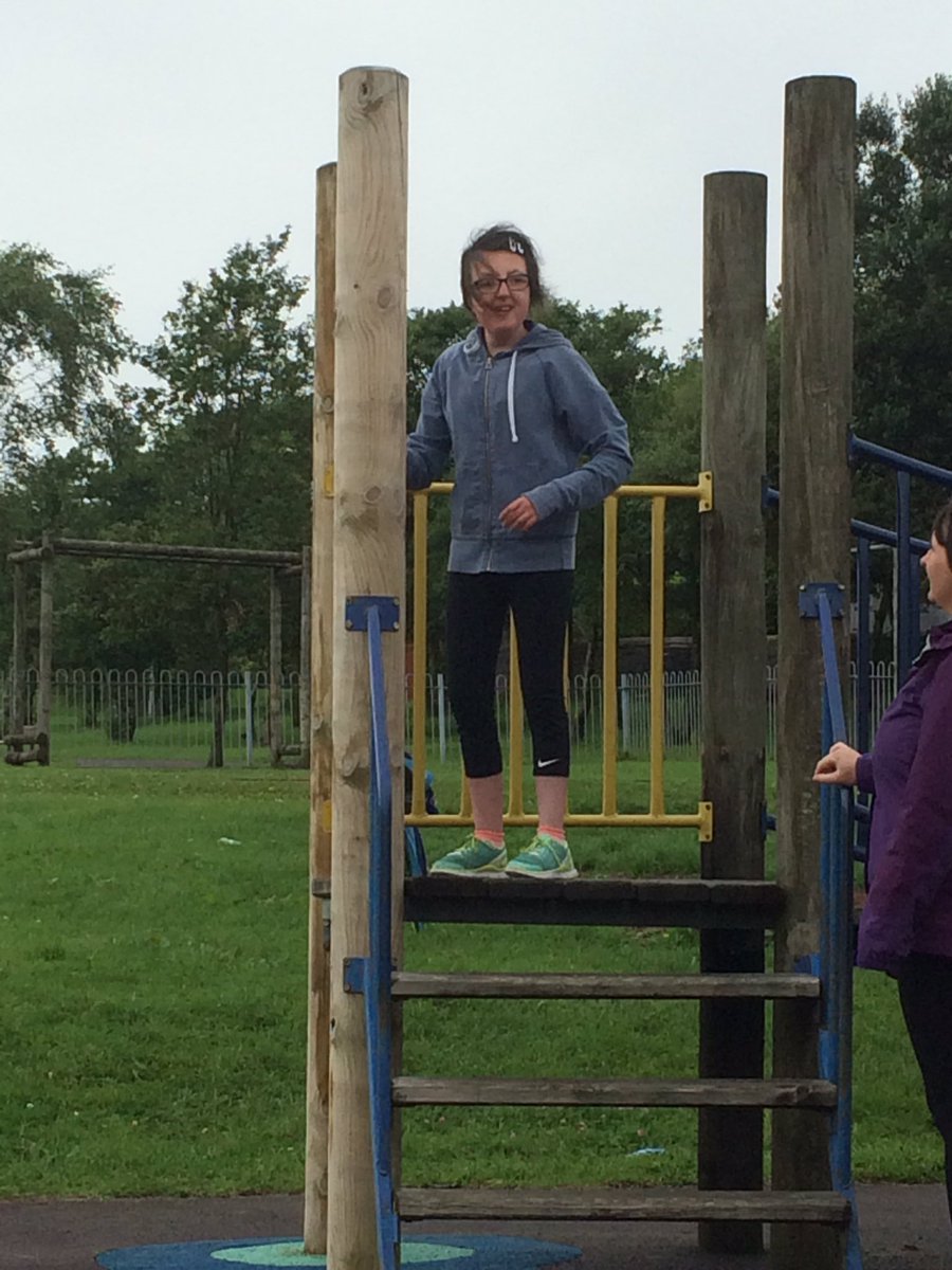 CanolfanEithin's tweet photo. Joio yn y parc https://t.co/RZIjZVD8DB