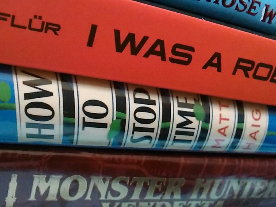 badtastedave's tweet image. New Matt Haig book has turned up with the bonus of it being a signed edition :-) #MattHaig#reading#books#signed#