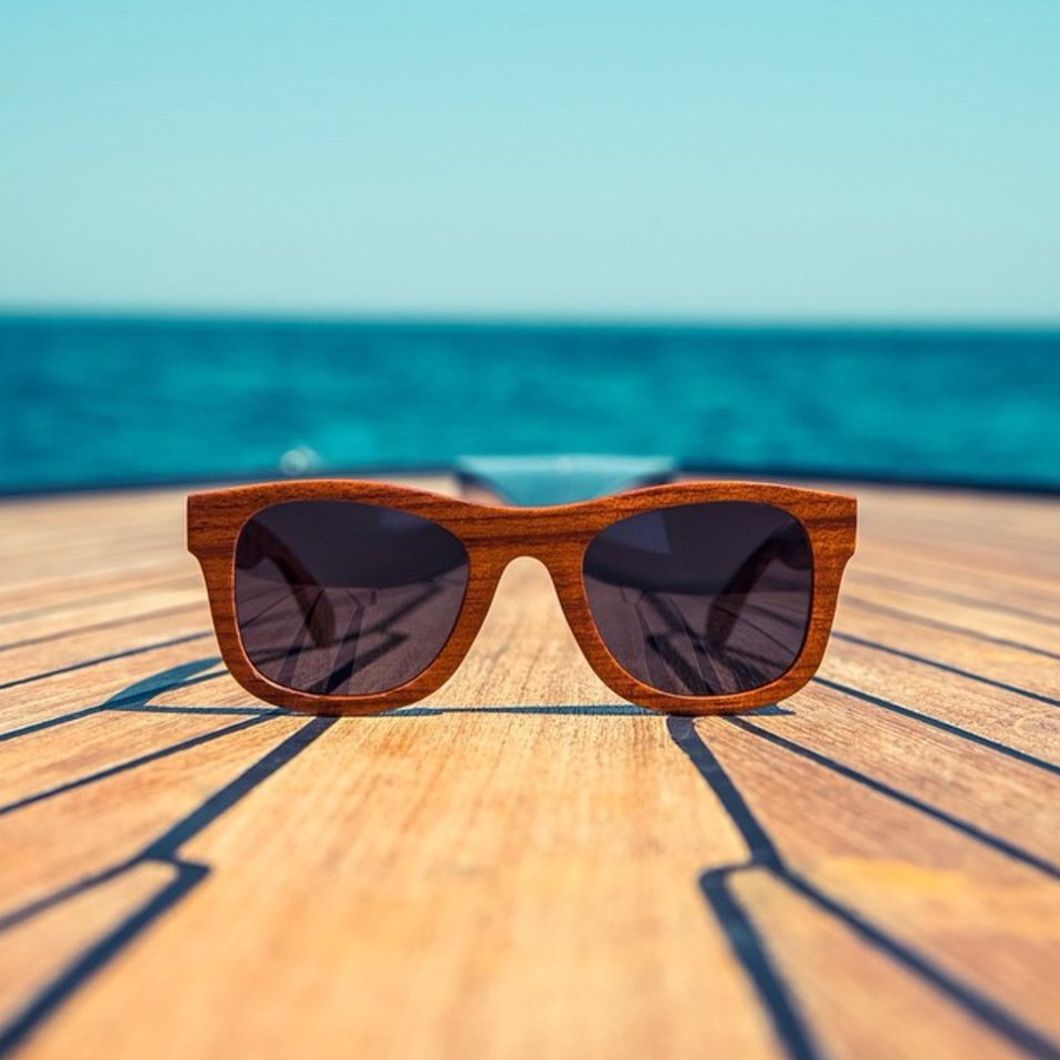 FinlayandCo's tweet photo. 5 years ago TODAY we launched Finlay with just 2 styles in 3 woods and a crazy dream to transform the world of eyewear! #HAPPYBIRTHDAY! https://t.co/mrJOB5X5mt