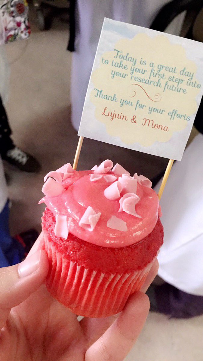 AnanAljawi's tweet photo. The work and efforts you've done are appreciated, Thank you! ❤❤ @lujain_fb @Mona_khoja #RSS_KAU https://t.co/D0YhihlCsS