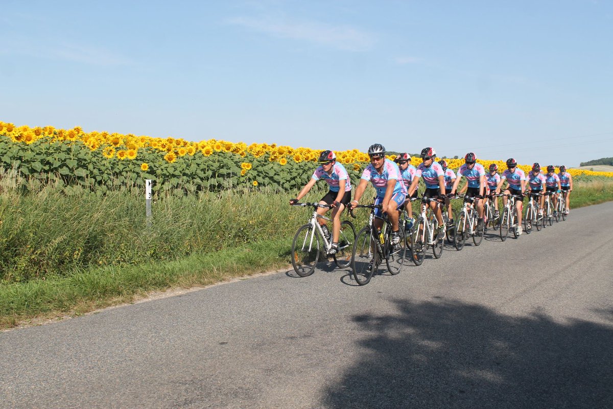 De jeunes cyclistes d'Abbeville ont réalisé leur Tour de France 💪🚴► bit.ly/2tilCv2