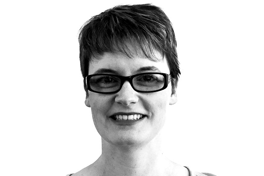 UCSDExtEDU's tweet photo. Instructor Spotlight: Deborah Oler on the impact of literacy: https://t.co/y5tWifFmp7 https://t.co/BJ6yHFixFI