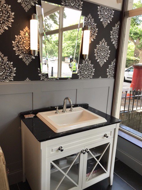 Devonsbrook's tweet image. Here is one of our new art deco displays with our all time favourite @VilleroyandBoch freestanding bath and our fab Samuel Heath basin tap 😆