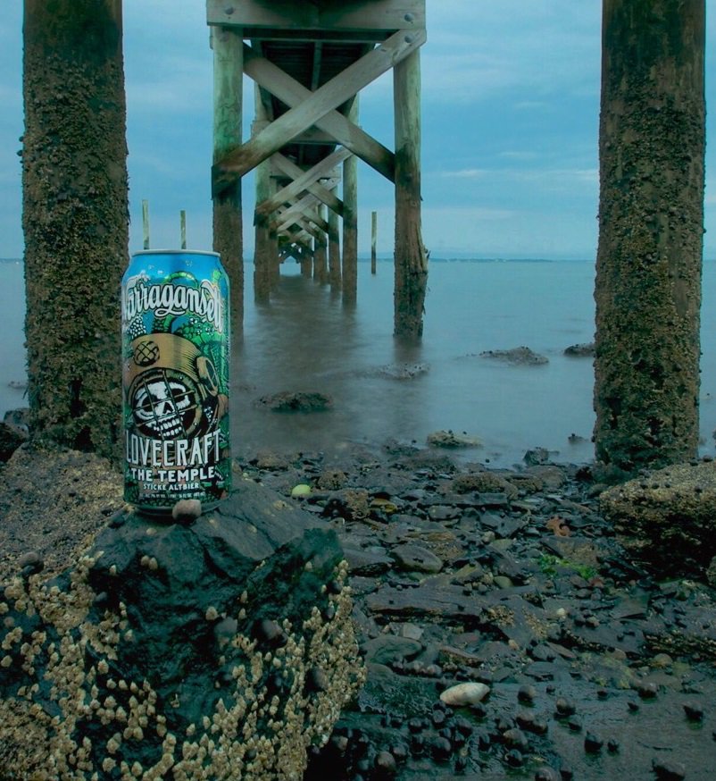 "Here and there were slimy objects of puzzling contour, draped with weeds and encrusted with barnacles..." #TheTemple #HPLovecraft