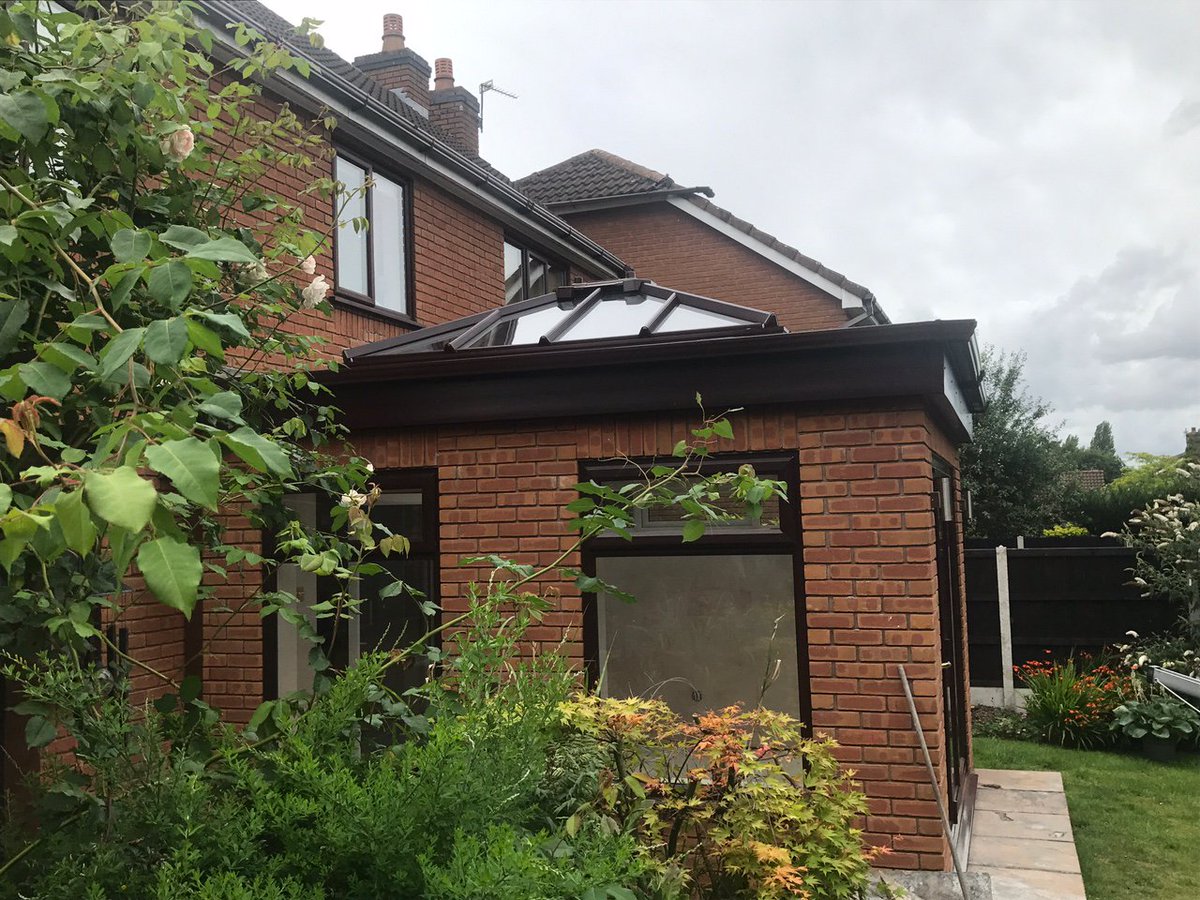 grosvenor_w's tweet photo. New Orangery In Warrington, @VEKA_plc  Windows, PVC Door &amp; Bifold &amp; @Originbifolds To Outer Doors, All Rosewood On White. https://t.co/GTI1HQX5m9