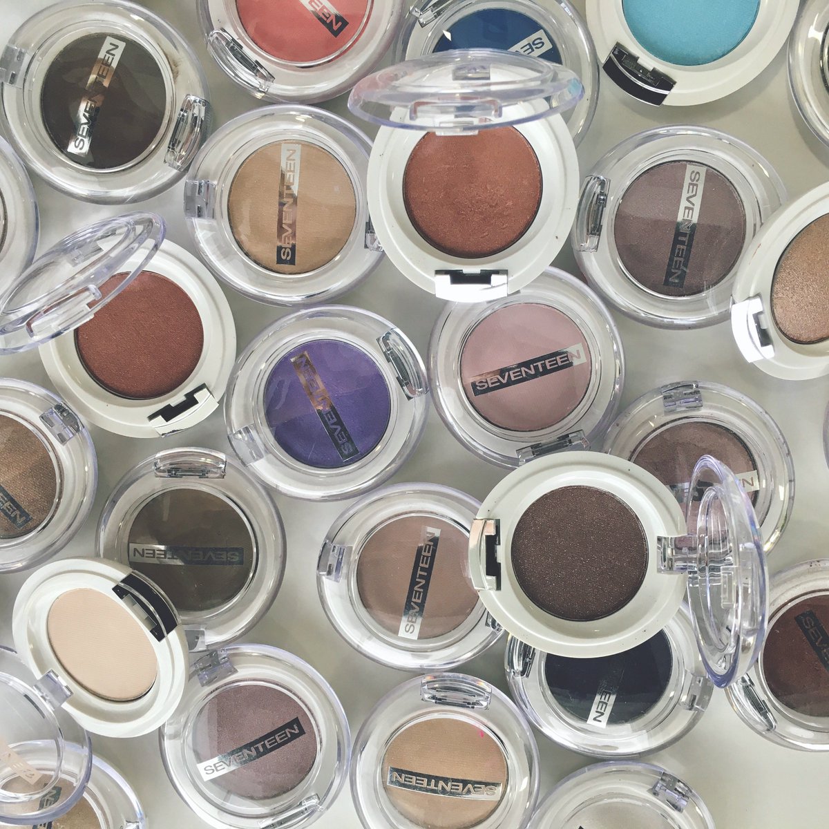 Seventeen Cosmetics Twitter: "Decisions, decisions.. #seventeencosmetics #eyeshadow #makeup / Twitter