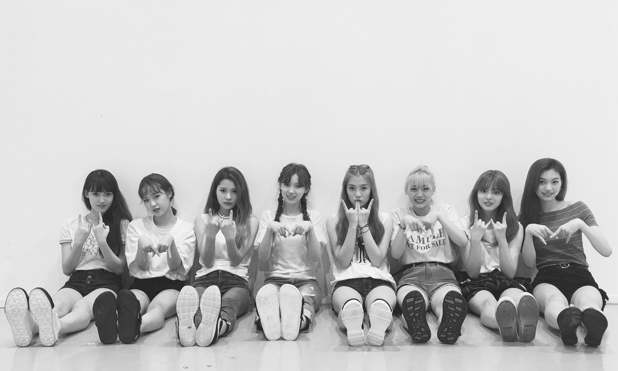 방금 뜬 판타지오 신인 걸그룹 위키미키 단체 사진.jpg | 인스티즈