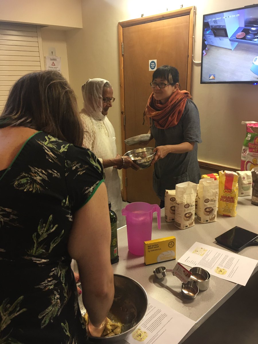 Coventry2021's tweet image. Cooking up a storm today with @birdmail and some lovely people in the community making bread and sharing stories #ThisisCoventry