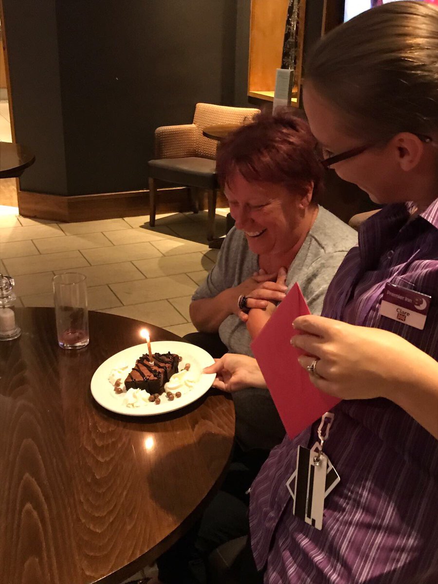 I'm sure you can tell from this guests reaction that she loved it 💗🎂#piwow #whatwedobest @HomeisNHC <a href="/ianoliverPI/">Ian Oliver</a>