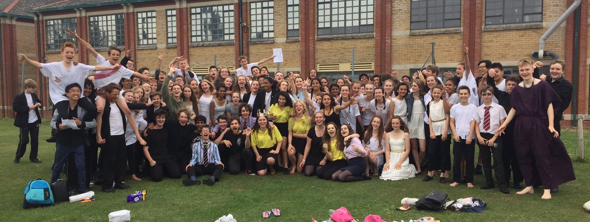 PatesHouses's tweet photo. Congratulations to York house on winning House drama 2017 πAll 5 Houses performed amazingly to end the Pates school year! #housedrama #BGPRY https://t.co/rEWjgs57d2