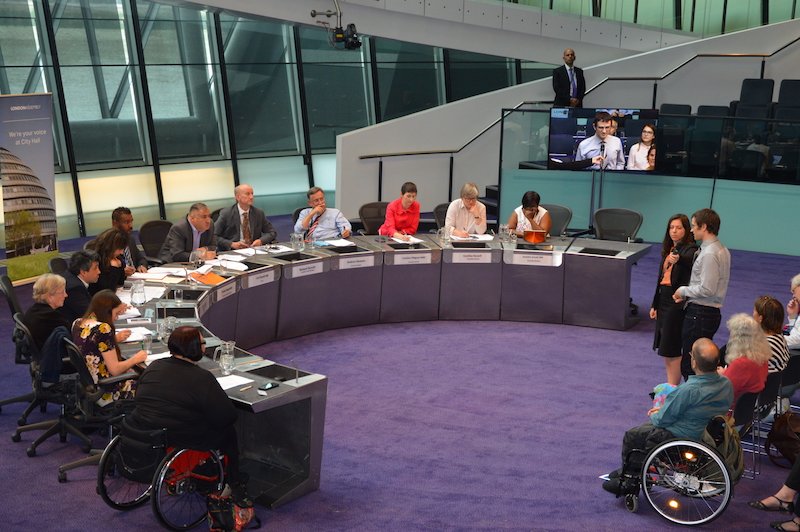 ecas_europe's tweet photo. #EUcitizens need #righttoreside certainty. ECAS' Huw Longton @LondonAssembly #EuropeanVoices #Brexit hearing https://t.co/3VTGDtYjhV https://t.co/sR14ozChA3
