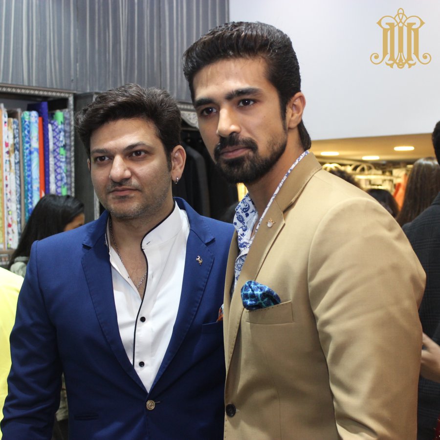 Throwback Thursday with the very charming and handsome <a href="/Saqibsaleem/">Saqib Saleem</a> at our store launch.
#UmangMehta #MensWear