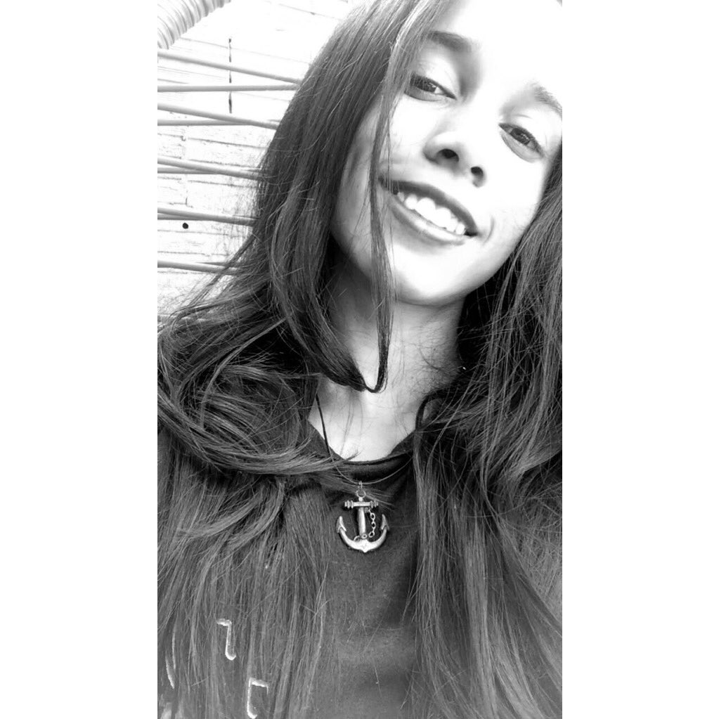 andreza_cezar's tweet photo. #NovaFotoDoPerfil https://t.co/YKLShJTQVM