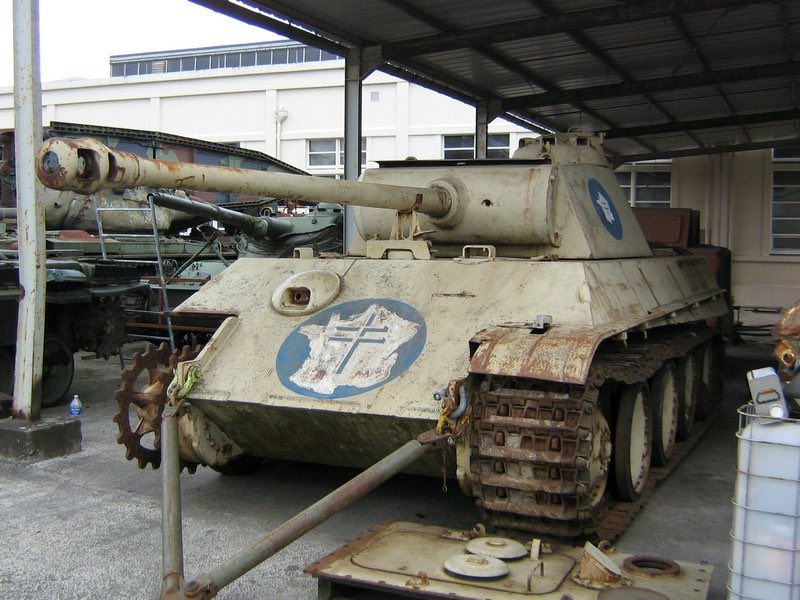 BC自由学園の車両でパンターとか出て来たら面白い 写真は戦後フランス軍で使われたパンター