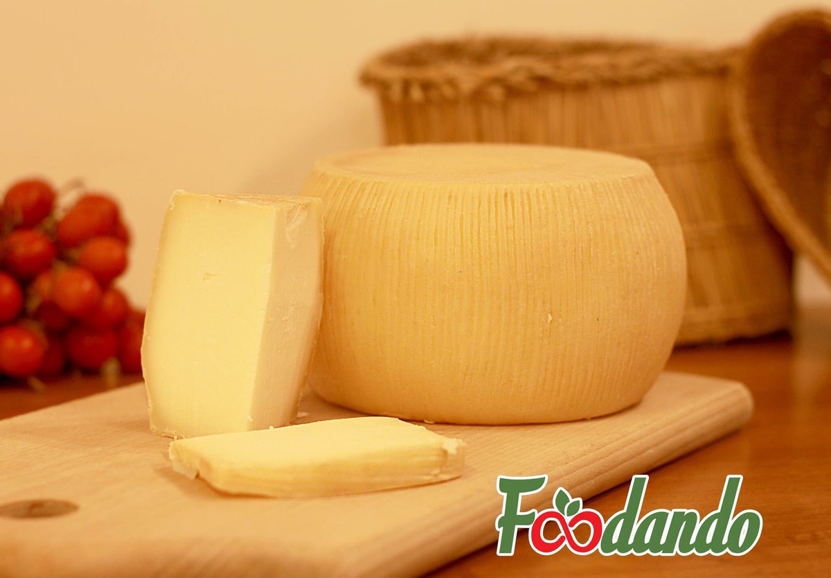 Foodando_Ita's tweet photo. #Pecorino da tavola dell'Alta #Murgia con #latte ovino di autoproduzione.Ecco perchè è #genuino e di alta qualità! https://t.co/HB7Okpj3dh https://t.co/qySiUH2J1t
