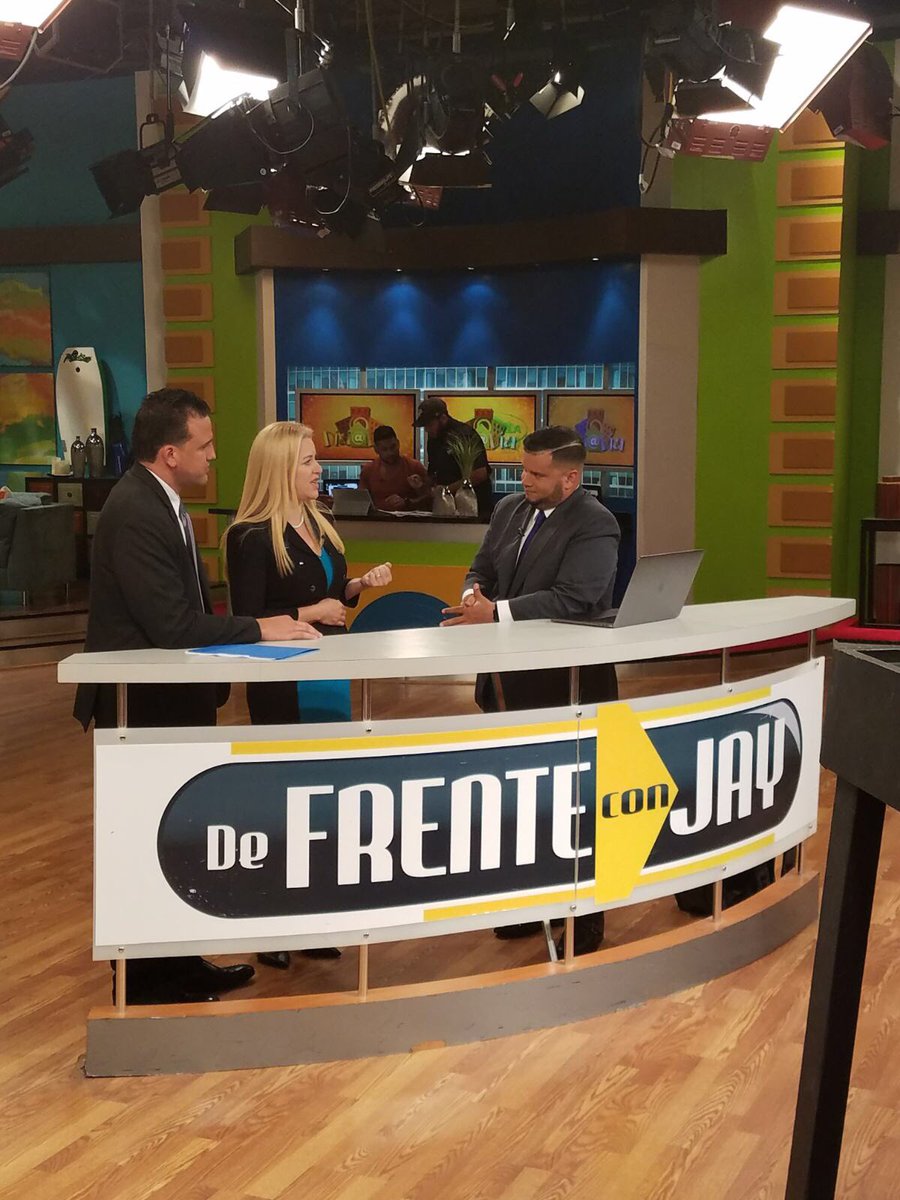 VanessaRiveraPR's tweet photo. Participación en 'De Frente con Jay Fonseca' en Día a Día por Telemundo TV y la Asoc de REALTORS® de PR. #RealtorPR #NOaumentoenCRIM https://t.co/q3DF82sxqn