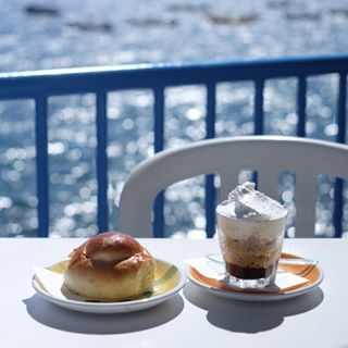 VisitSicilyOP's tweet photo. Have a great sicilian #breakfast to everyone #Sicily #yummysicily #food #granita ph theslowtraveller https://t.co/swLWw2wxnz