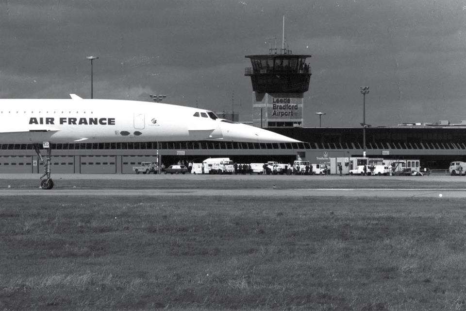 This #ThrowbackThursday we’re remembering Concorde’s first visit to <a href="/LBIAirport/">LeedsBradfordAirport</a>. Have you got any first flight snaps? We’d love to see! 📸