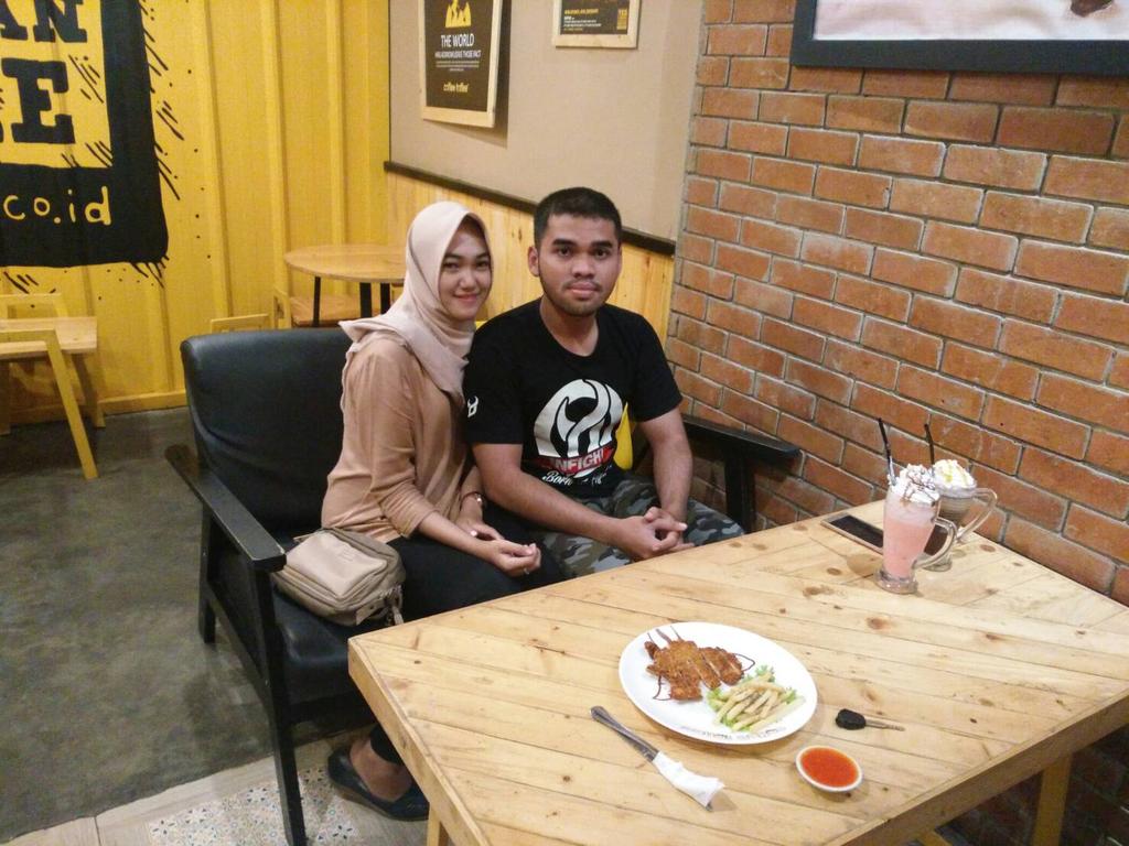 AINUN (@_ainunzrh) on Twitter photo 