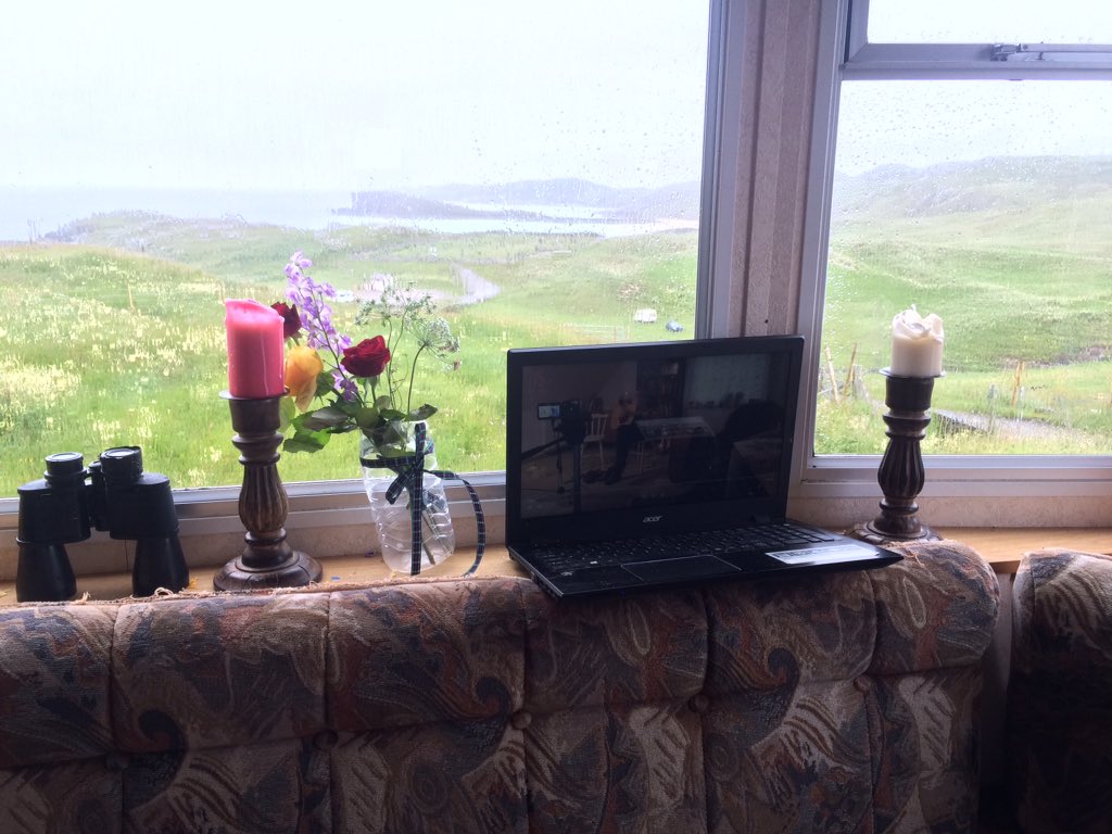 vivienscotson's tweet photo. Ellie, Duncan and I are listening to the videos from music night last weekend. We are listening to #robinadams and it's beautiful.So blessed https://t.co/xDmpUqp1aI