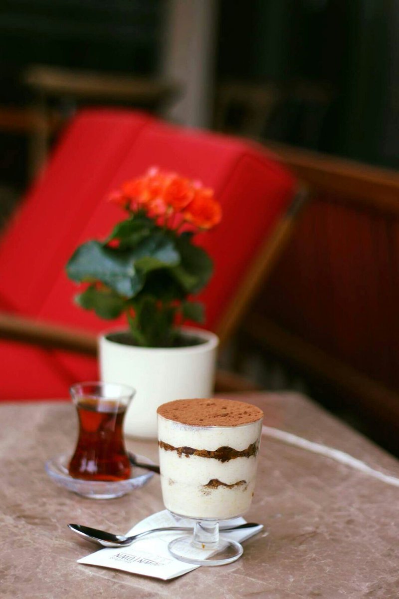 DowntownFoodCLB's tweet photo. Tatlı arası 😊
#downtownfoodclub #tiramisu #askina https://t.co/tGxFxilgpk
