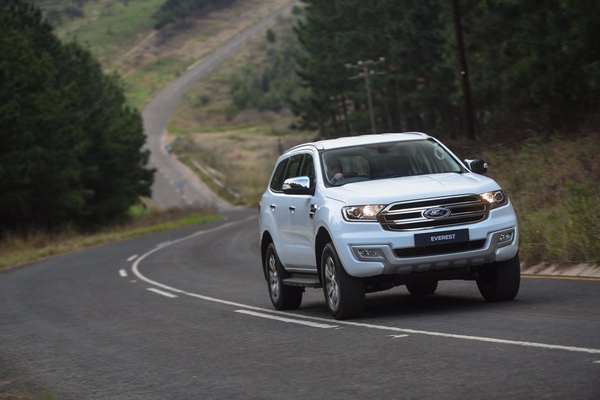 FordSouthAfrica's tweet photo. Experience new journeys with the smart and capable #FordEverest. See more https://t.co/FnaZDt6LOy. https://t.co/SJkwpJE9T6