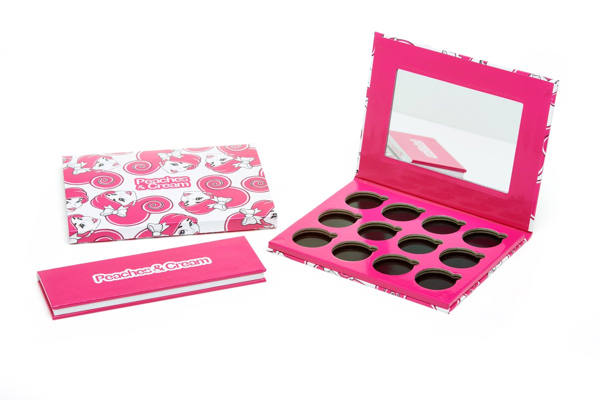 MonroLtd's tweet photo. #Cosmetics perfectly #packaged for the #holidayseason. #MonroCosmetics #Morethanjustbags... https://t.co/wv9r2dOGGo https://t.co/8a8GkywWZY