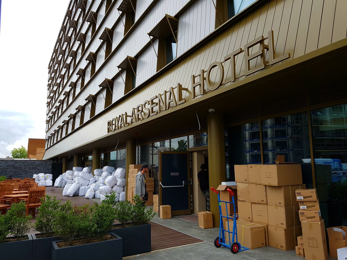 Carolyn Floyd tweet media