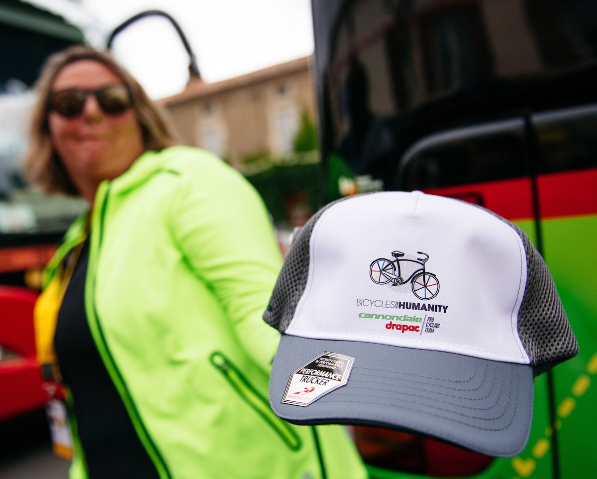 EFprocycling's tweet photo. Support #GreenArgyle by supporting our non-profit partner @B4HColorado. Give the #gifotofmobility. Get this hat. https://t.co/Z3NRWxCfSO https://t.co/fUj8JwJ7er
