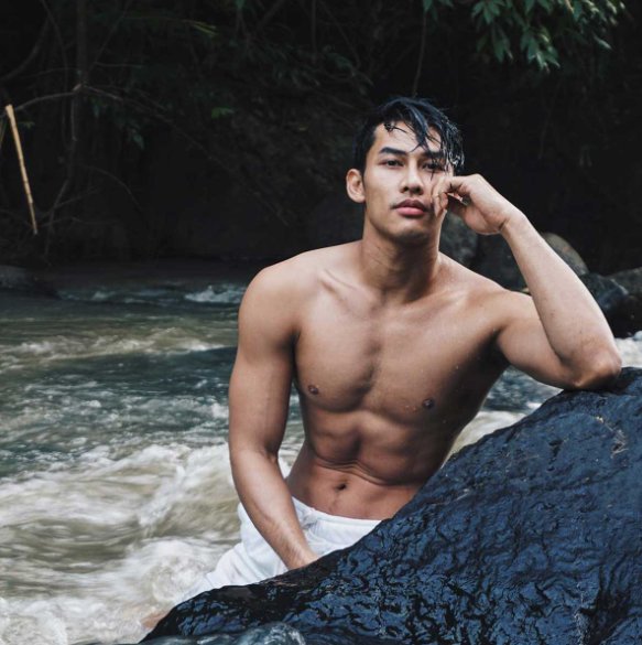 ChatCybermen's tweet image. Un peu de douceur dans ce monde de brutes
-&amp;gt; bit.ly/pe_dcr #tchat #rencontres #sexyboys #boys #cute #boysfashion #cybermen