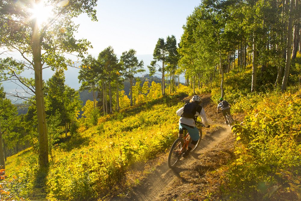 Cyclists! Save $5 when you register for #TourdeSteamboat by NOON TODAY! Why not double down &amp; save on lodging too ➨ ow.ly/fTI230dJxBY