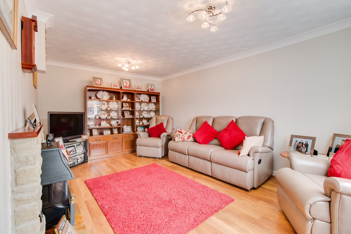 NEW PROPERTY...TWO BEDROOM END OF TERRACED HOUSE LOCATED IN BALBY... A GREAT FIRST TIME BUY! CALL 01302 327 291 #property #doncasterisgreat