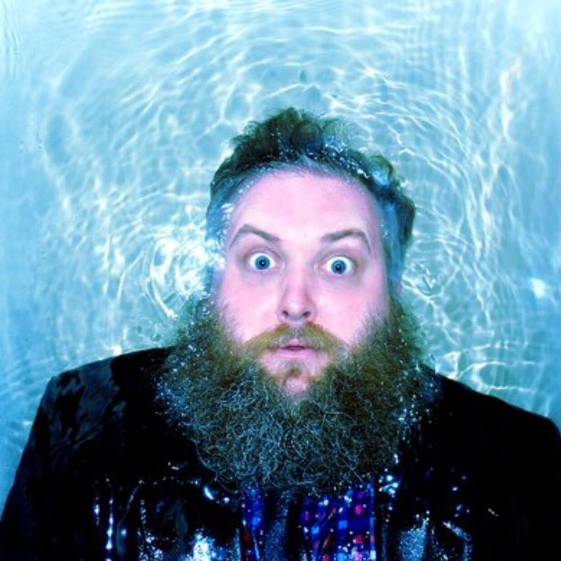 DronesComedy's tweet image. TOMORROW NIGHT @chaptertweets we have the superb @PhilJerrod doing an extended set in prep for Edinburgh! @DanKiss_ is ur host. Doors 8:30 🐝