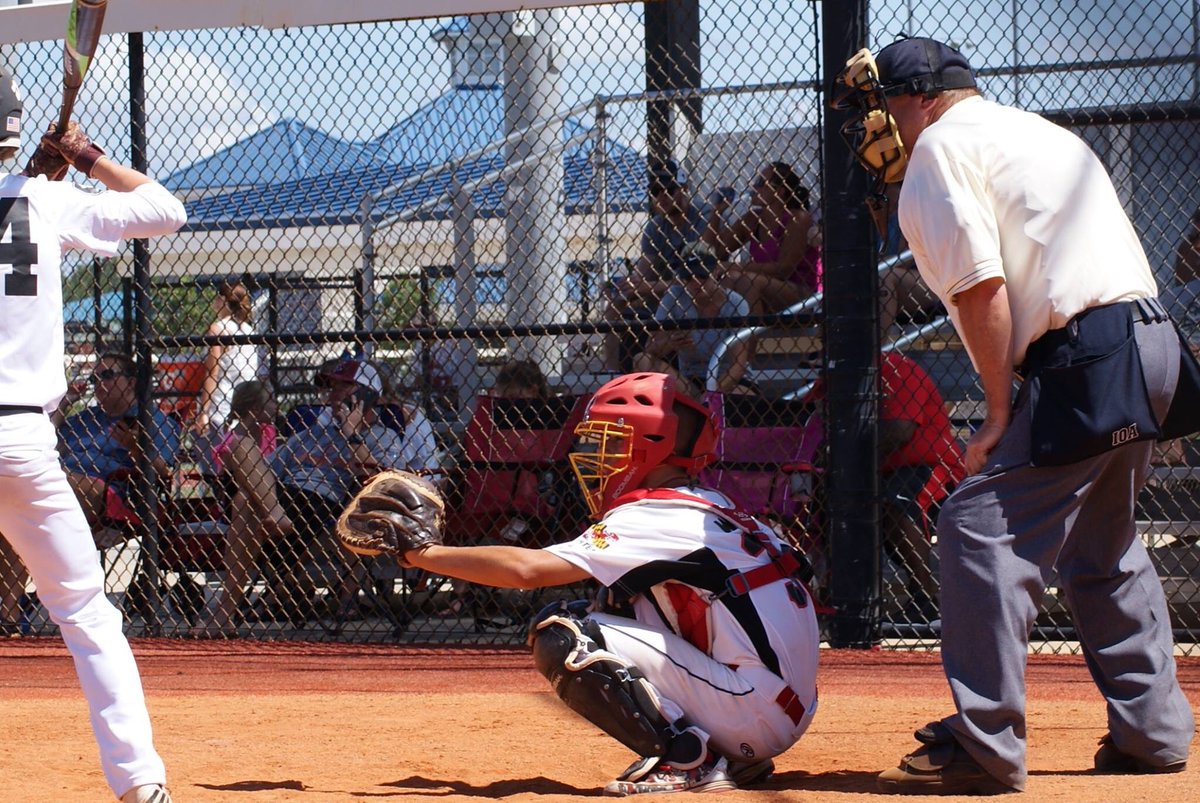 theUbaseball's tweet photo. Tryouts are around the bend for the 2017/2018 MMU 14U team. I look forward to watching E compete. #midmarylandunitedbaseball #catcherslife https://t.co/JhMUTykxWw