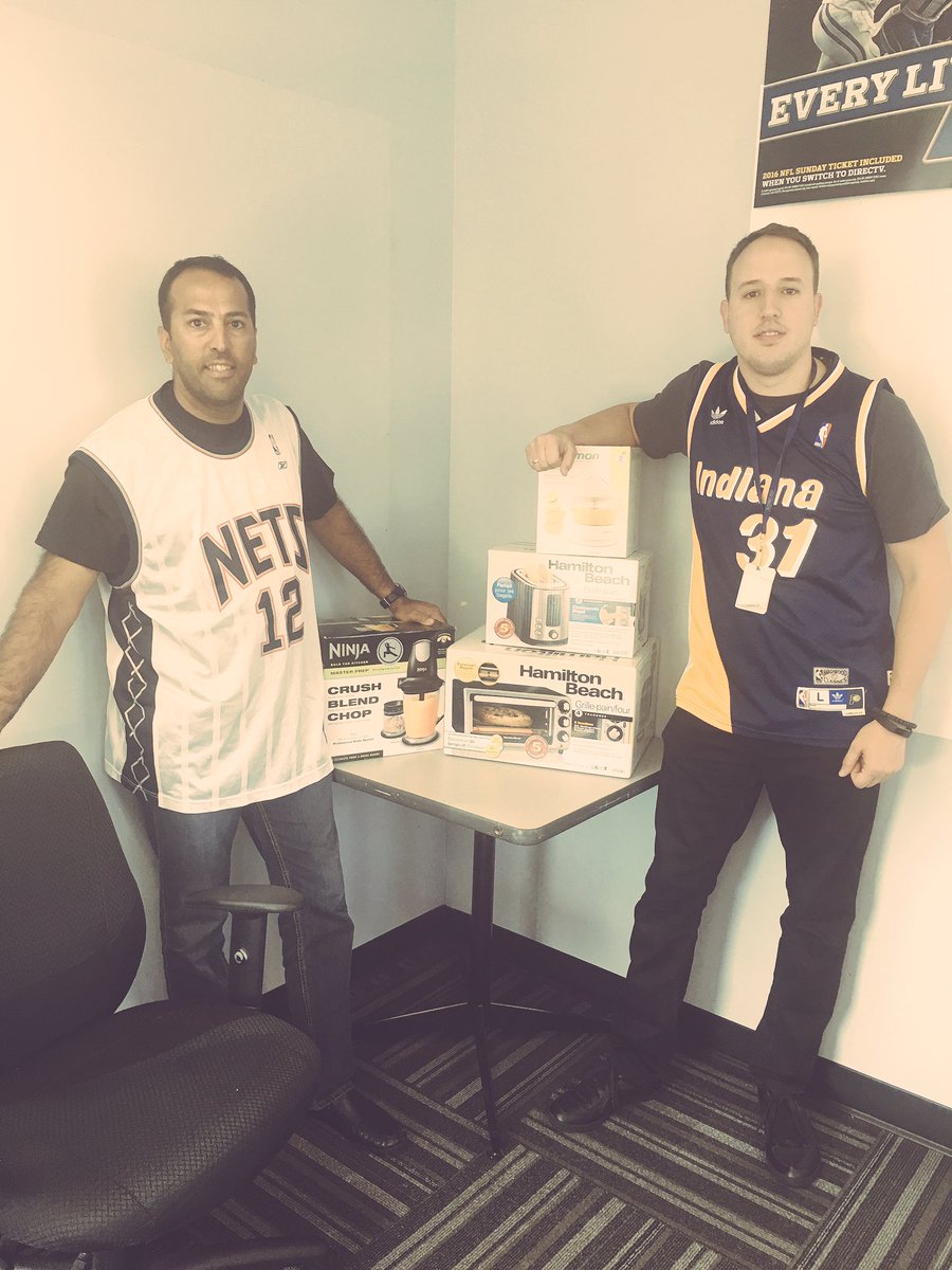 hman1977theman's tweet photo. Rocking our NBA jerseys and celebrating all the special offers in the tool & raffling out prizes @CalebDNH2O @weberanj @mattstewart_1 https://t.co/mG9ZQI6la8