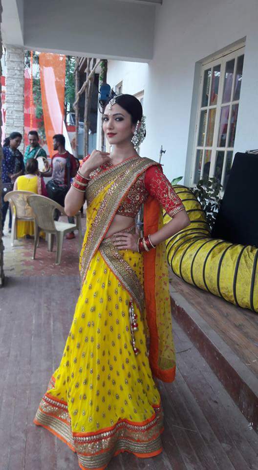 Ridhima_Gallery's tweet photo. Babe in ethnic wear😍❤ #RidhimaPandit  @PanditRidhima https://t.co/JZXHUugesp