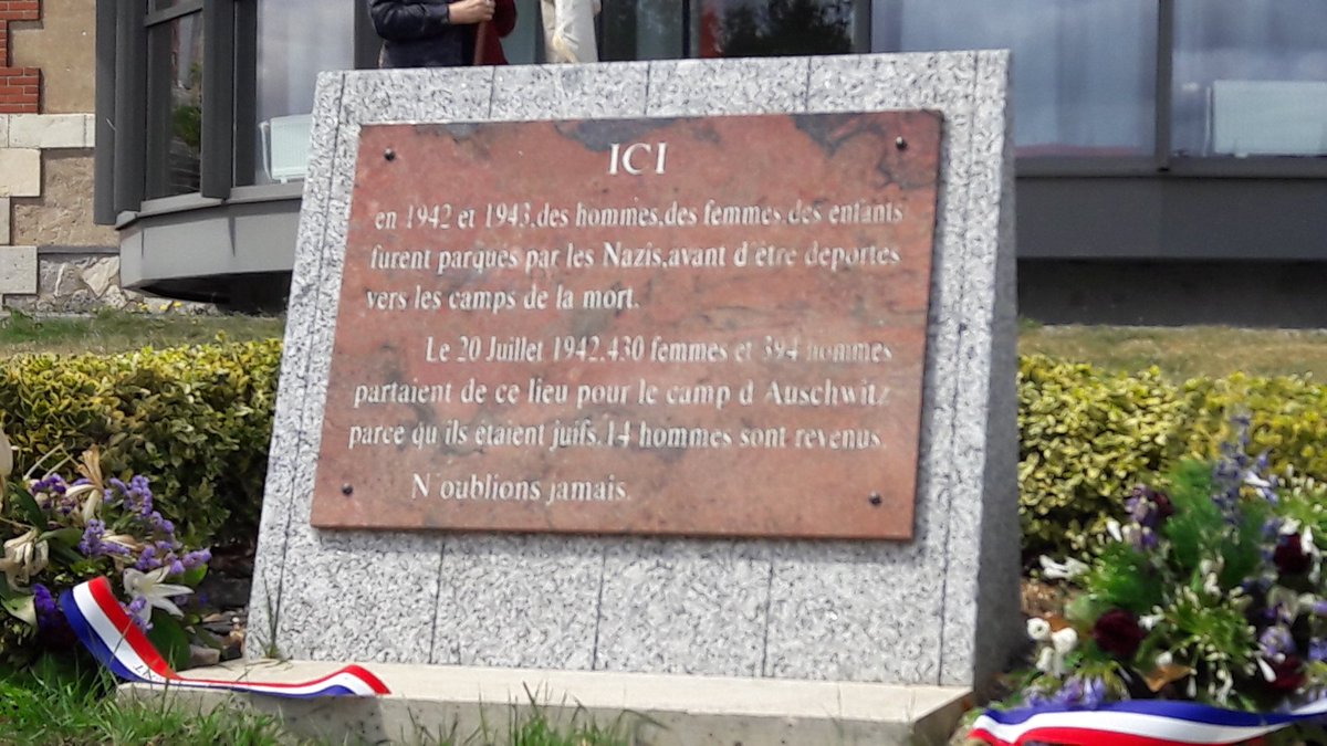 KarineEngel49's tweet photo. 20/07/42 , 824 juifs raflés ds l'Ouest st deportés du Quai du Maroc, gare de marchandise #angers pr #Auschwitz 14 rescapés #devoirdemémoire https://t.co/qQMaW6NWAK