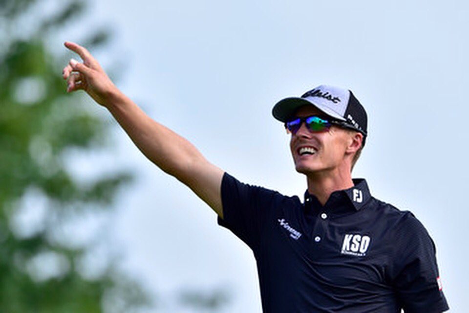 Kinnucans's tweet photo. Here's to a weekend full of cheering on this guy at the @BarbasolPGATOUR! ππΌβ³οΈ #Kinnucans #TeamKSO #KSOfamily @BlayneBarberAU https://t.co/15UrV7pH3M
