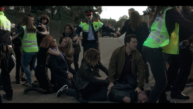 Per gravar la seqüència de la mort del Miró es van necessitar 5 hores. Més anècdotes del rodatge aquí 👉  ow.ly/6D8k30dMtJS #NitiDiaTV3