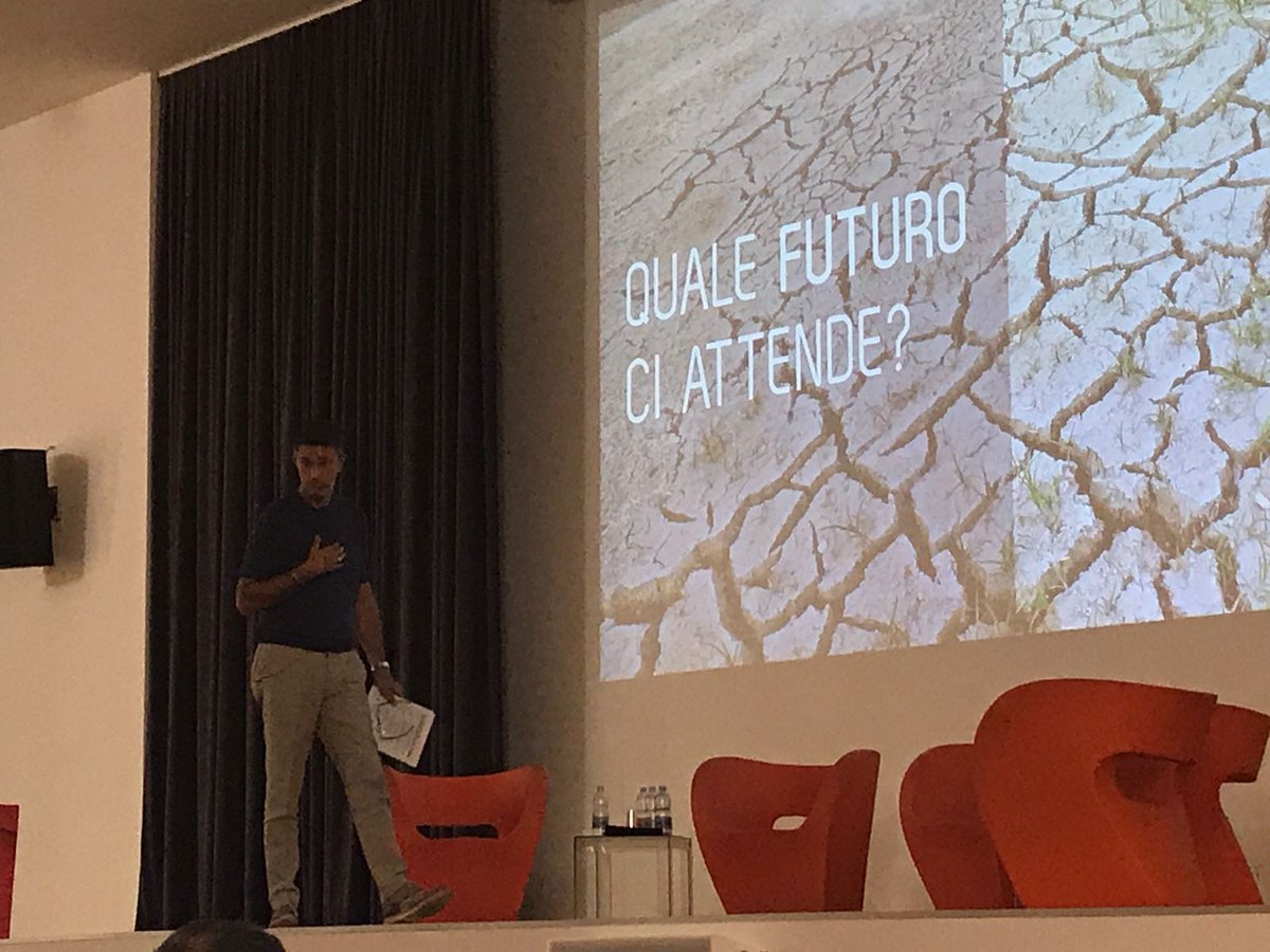 alteafederation's tweet photo. Il mondo sta davvero peggiorando o è solo una percezione dell'essere umano? Il nostro Presidente @aruscica per #ExperiencingAlteaFed https://t.co/YmWFVIA6rk