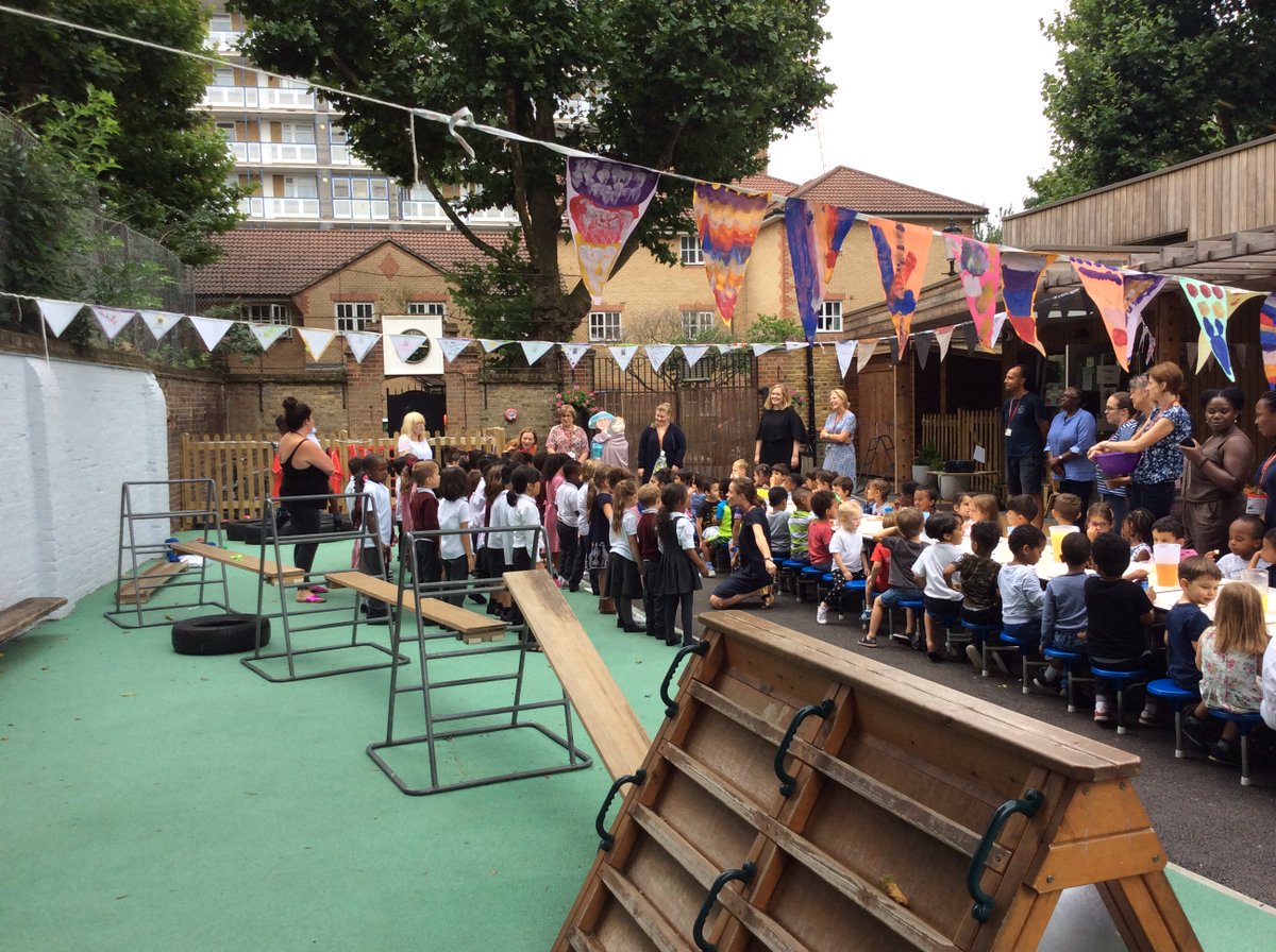 StAnnesAvondale's tweet image. We had a special visitor 'Adele' at our End of Year party! We also said Farewell to Gloria who is retiring after 22 years in our Nursery!