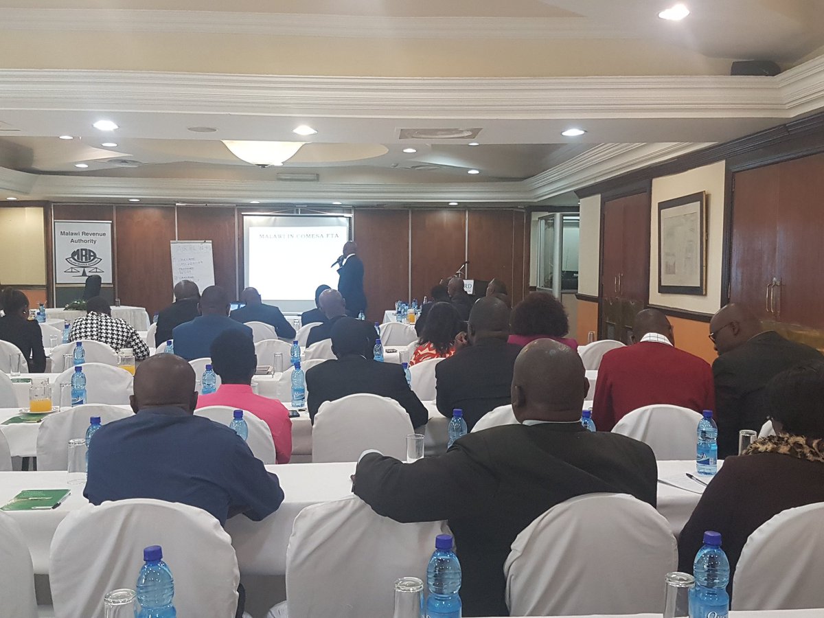 MRA_Malawi's tweet photo. Ministry of Industry and Trade giving their presentation. #paytaxes #developmalawi #Malawi #exportation #trade #exporters'workshop https://t.co/PpvQ05xA9B
