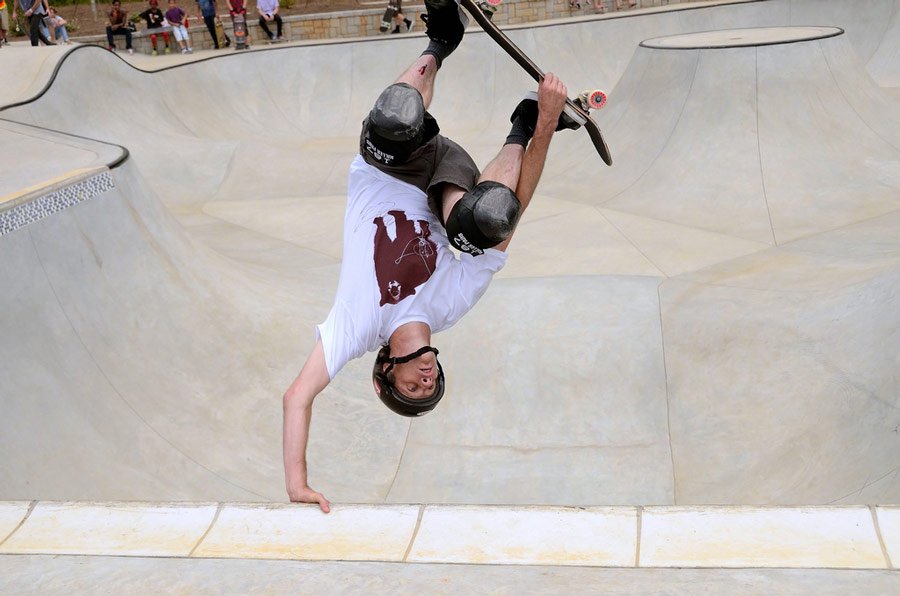 Tony Hawk is building a skate park in downtown Detroit @tonyhawk @LSCgallery: archpaper.com/2017/07/tony-h… https://t.co/bV4pbnPREq