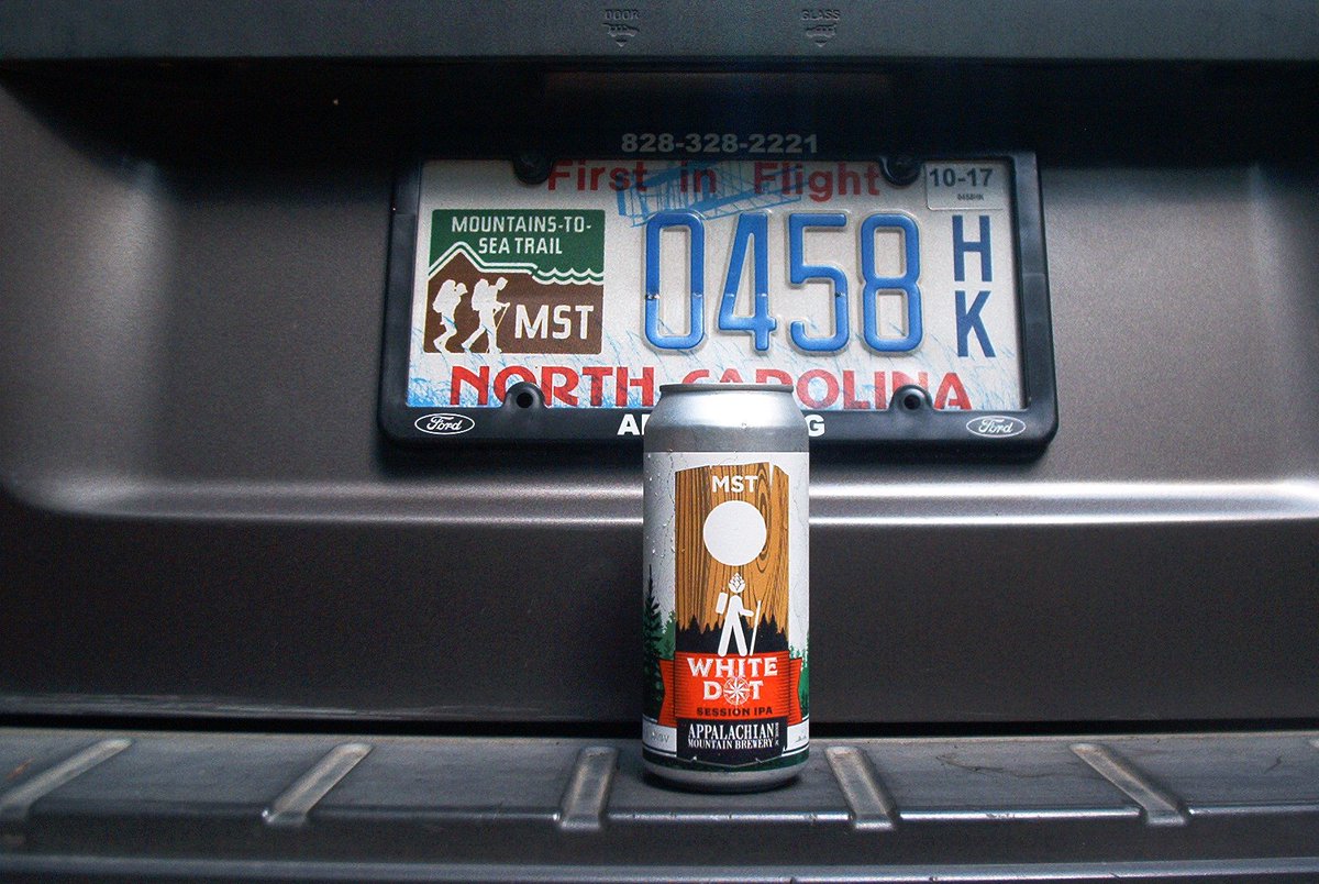 Bhicks_PDX's tweet photo. @AMBrewery newest seasonal, #WhiteDotIPA is live! #CollaBREWation #MountainsToSeaTrail #40thAnniversary https://t.co/ZeiDXSXcHZ
