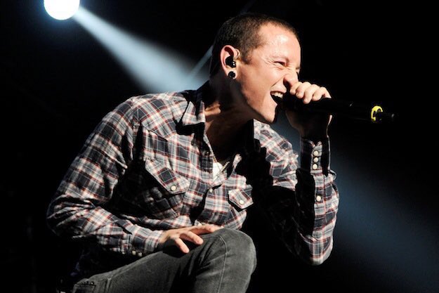 AdityaRajKaul's tweet photo. Tragic news. Linkin Park's lead singer, Chester Bennington dies at 41. Rest In Peace, brother. Songs we lived and memorised since years. https://t.co/B0vQ6VlnH8