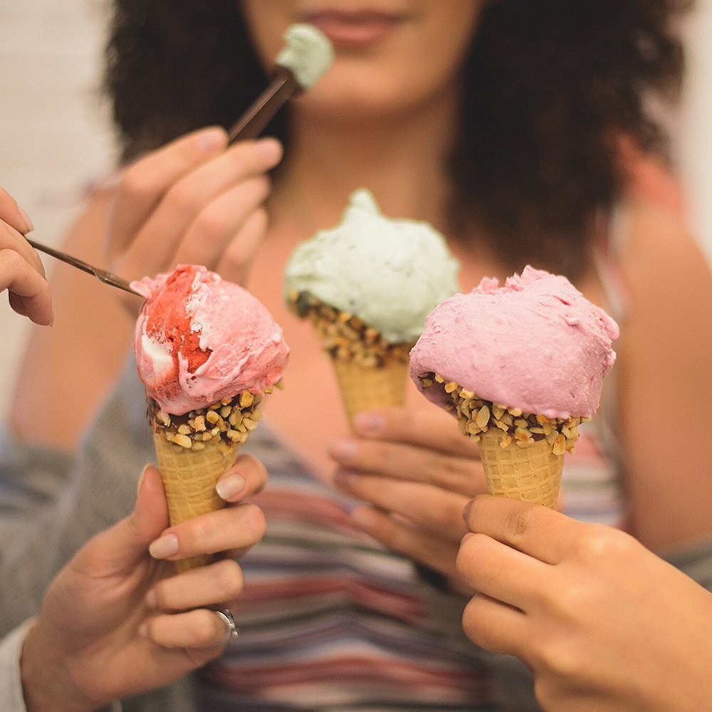 Marque aqui aquela pessoa especial que vai te levar pra comemorar o Dia do Amigo na Bacio hoje! Feliz #DiaDoAmigo